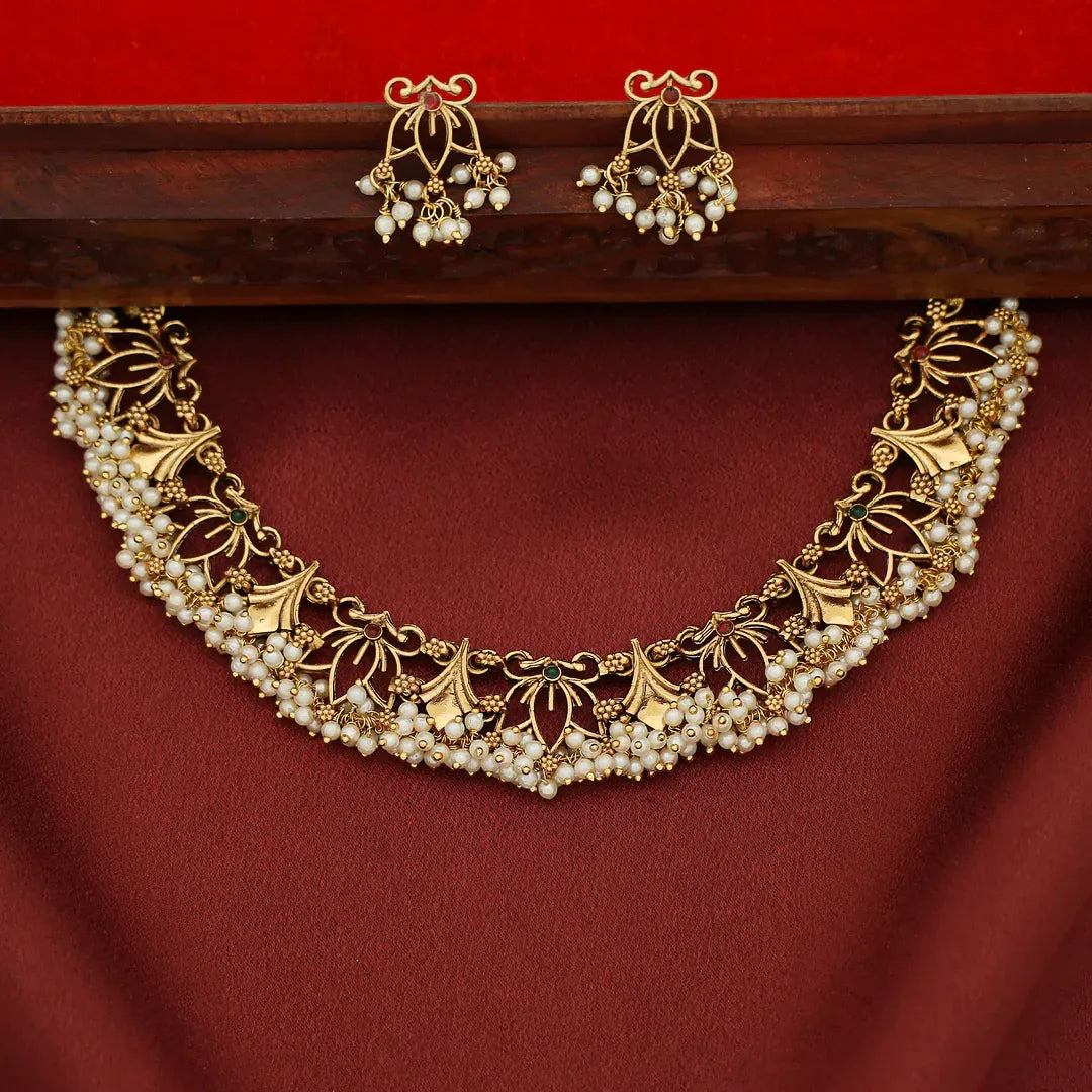 Kundan necklace set
