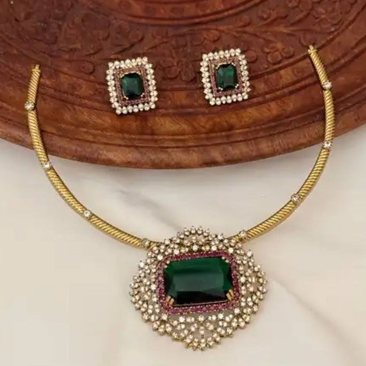 AD stone hasli necklace