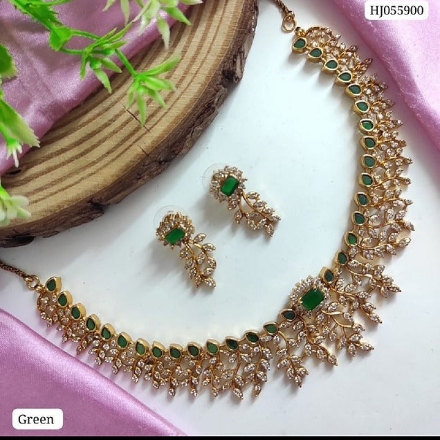 AD necklace set