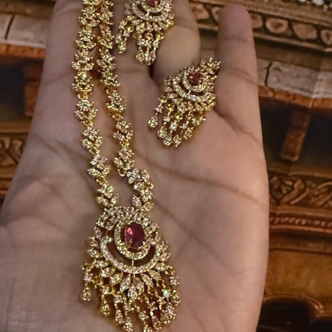 AD necklace set