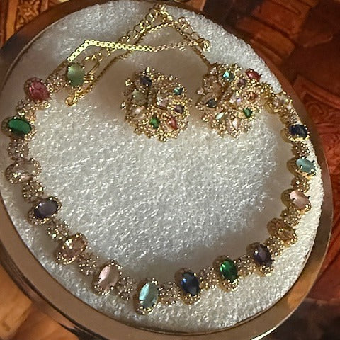Multicolour ad stone necklace
