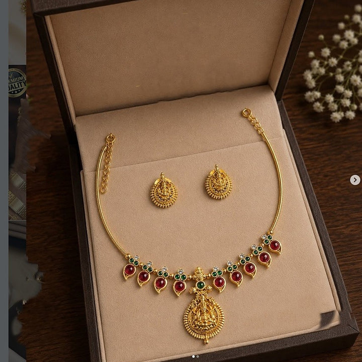 Choker necklace set