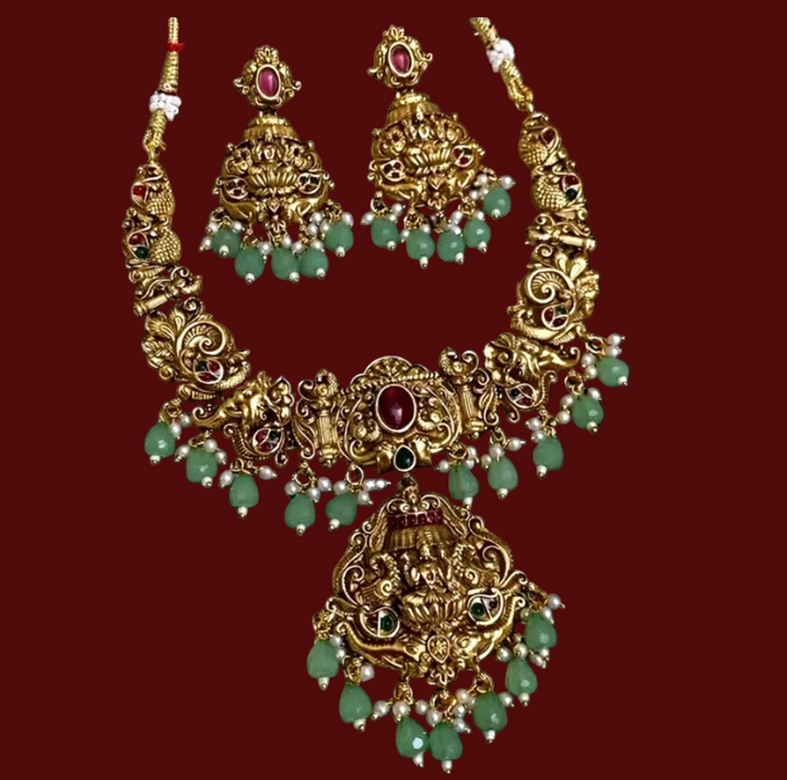 Necklace set